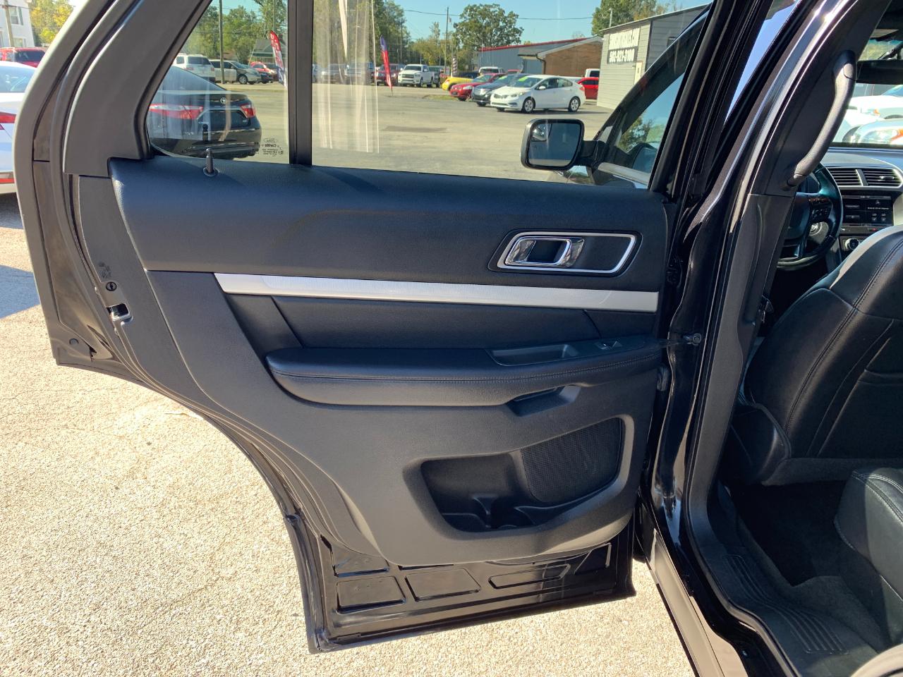 Ford Explorer XLT 4WD 2016