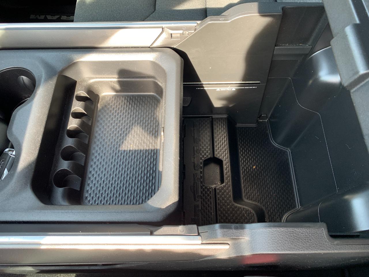 RAM 1500 Big Horn Crew Cab SWB 4WD 2019