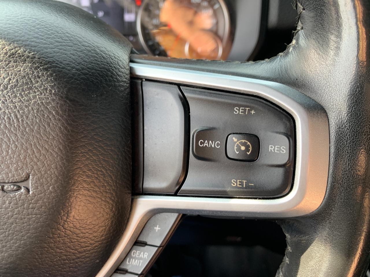 RAM 1500 Big Horn Crew Cab SWB 4WD 2019