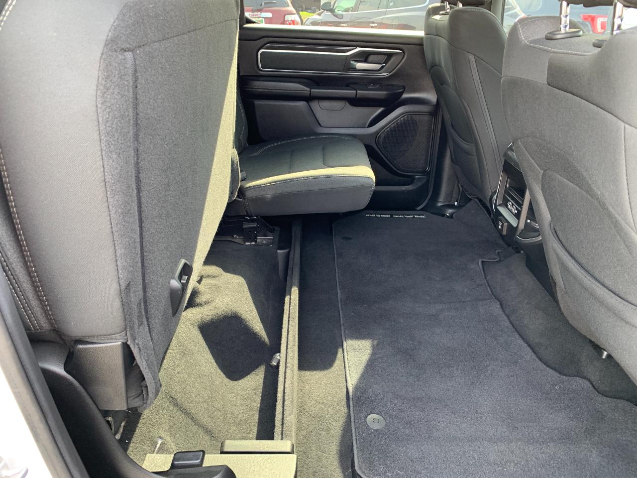 RAM 1500 Big Horn Crew Cab SWB 4WD 2019