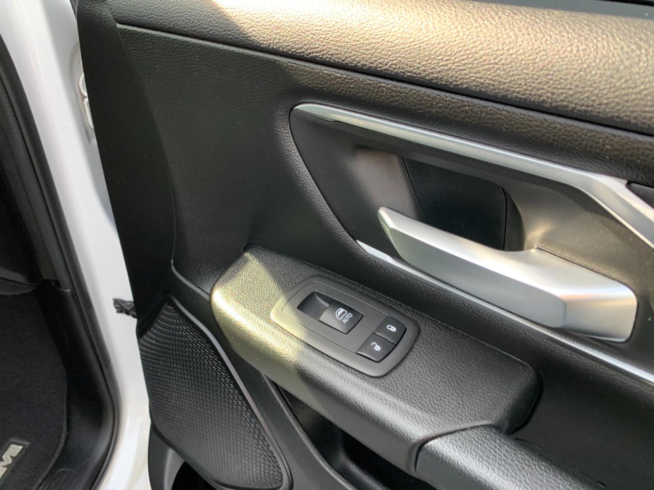 RAM 1500 Big Horn Crew Cab SWB 4WD 2019