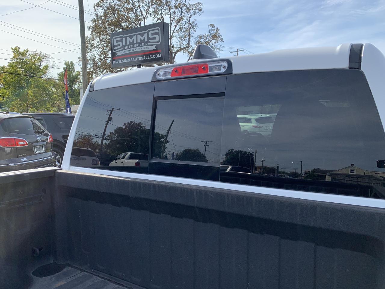 RAM 1500 Big Horn Crew Cab SWB 4WD 2019