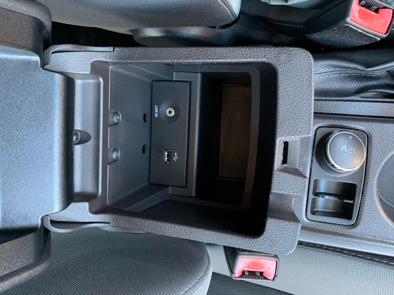 Ford Focus SE Sedan 2013