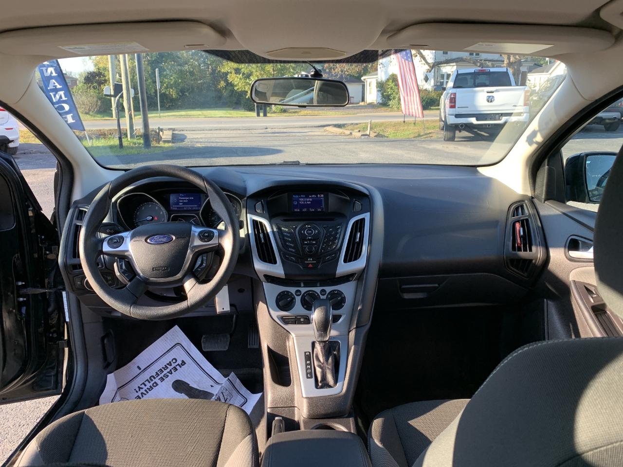 Ford Focus SE Sedan 2013