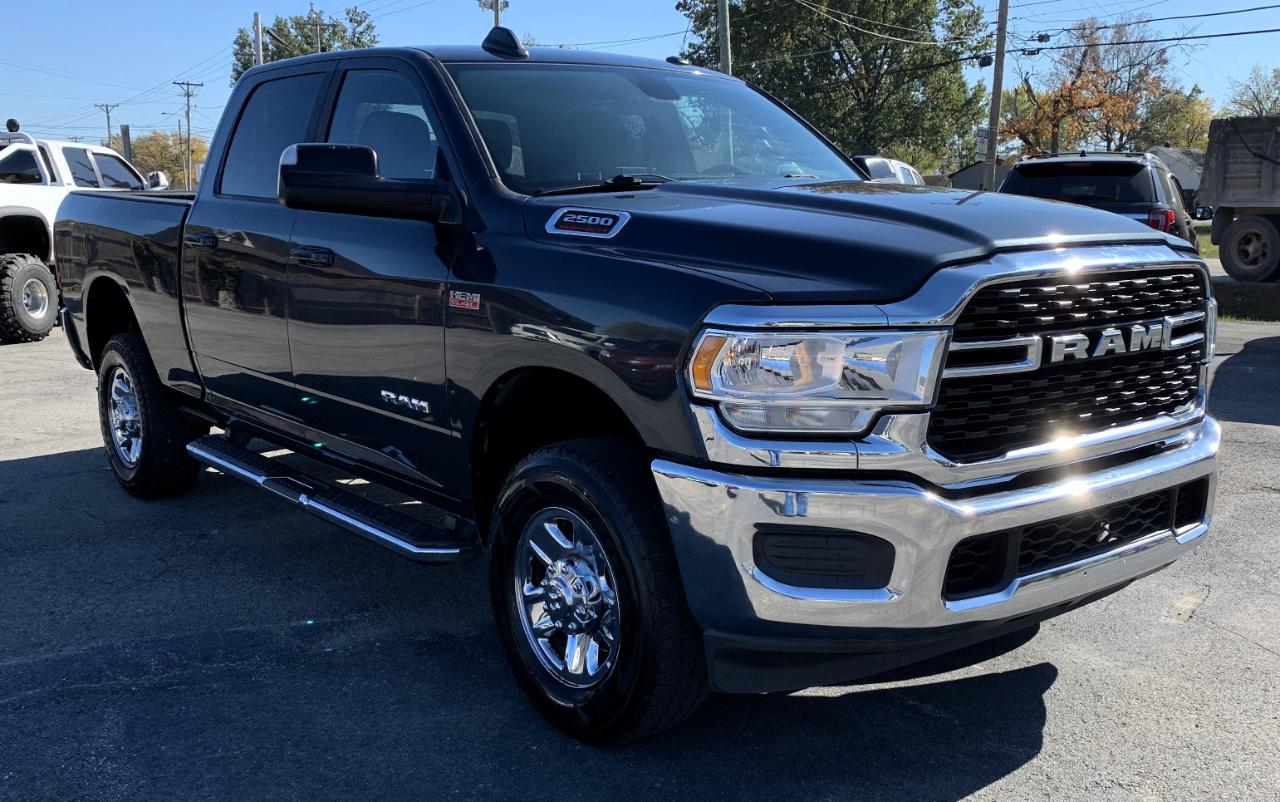 RAM 2500 Tradesman Crew Cab SWB 4WD 2022