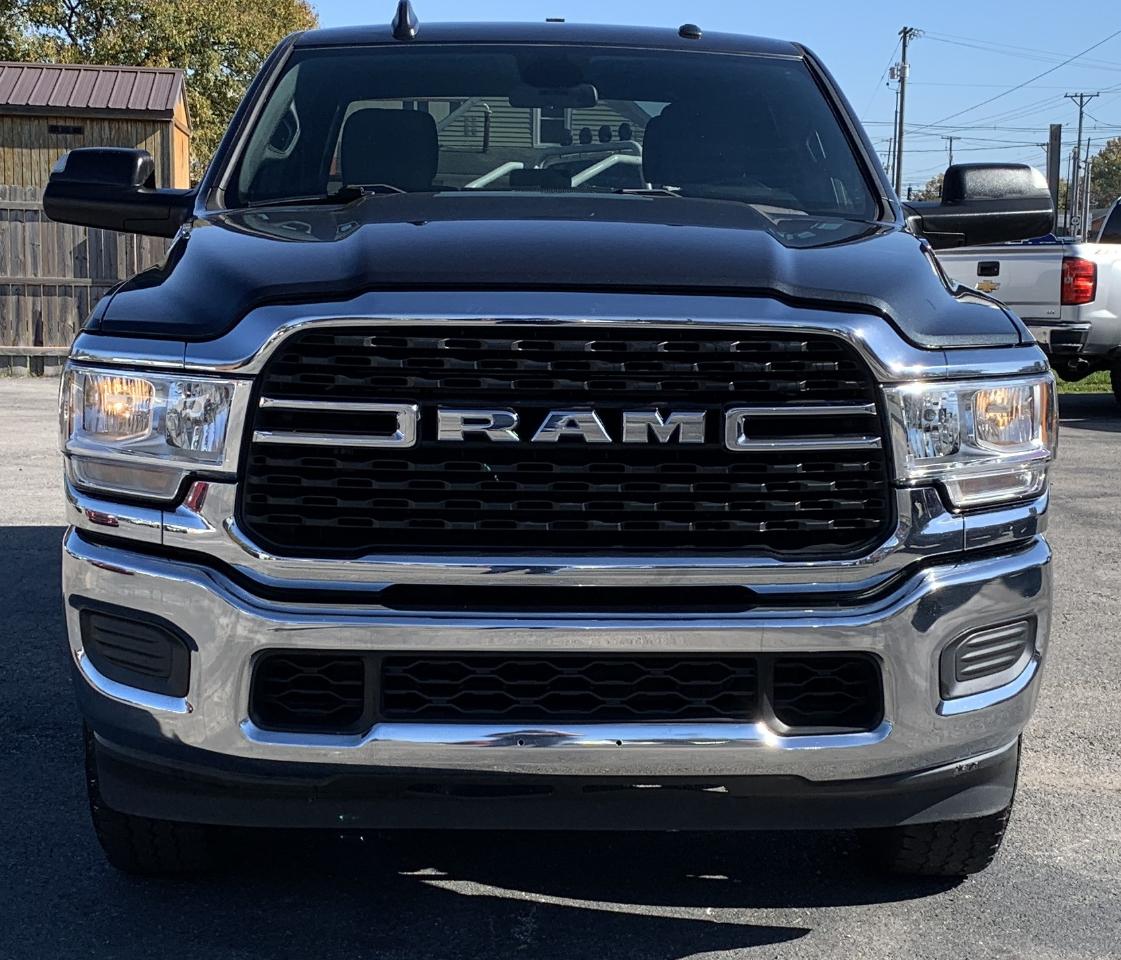 RAM 2500 Tradesman Crew Cab SWB 4WD 2022