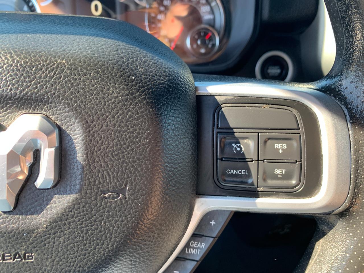 RAM 2500 Tradesman Crew Cab SWB 4WD 2022