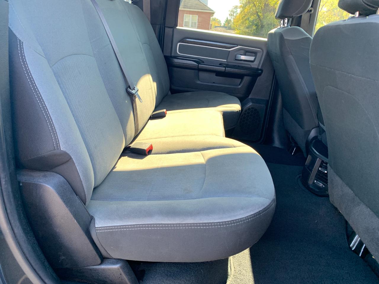 RAM 2500 Tradesman Crew Cab SWB 4WD 2022