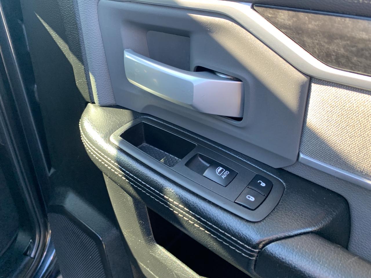 RAM 2500 Tradesman Crew Cab SWB 4WD 2022