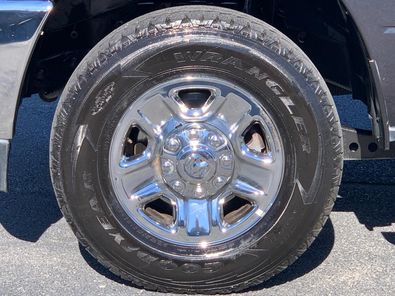 RAM 2500 Tradesman Crew Cab SWB 4WD 2022