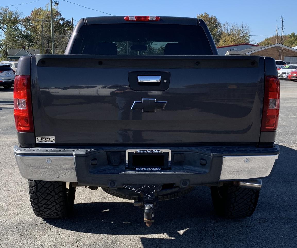 Chevrolet Silverado 1500 LT Crew Cab 4WD 2011