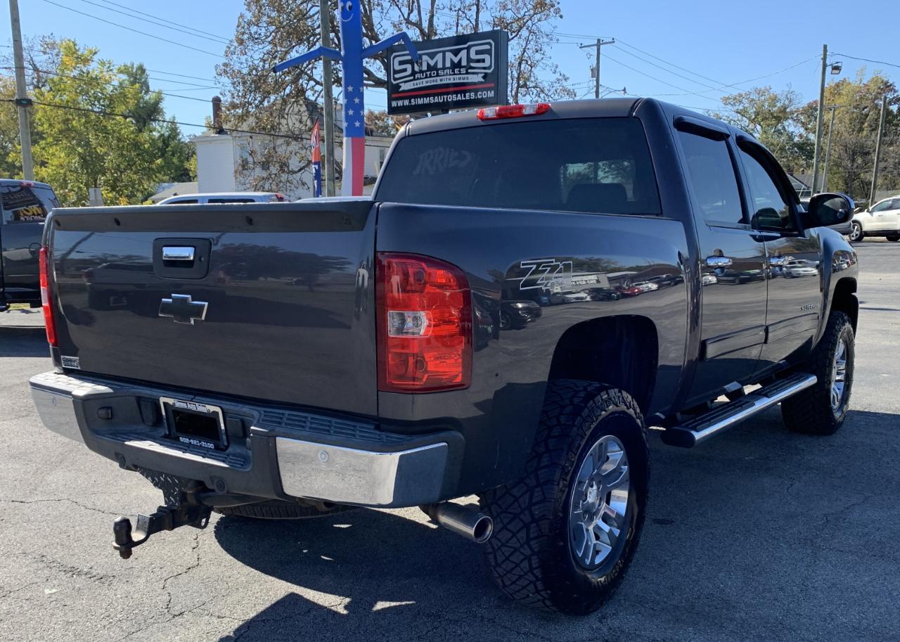 Chevrolet Silverado 1500 LT Crew Cab 4WD 2011