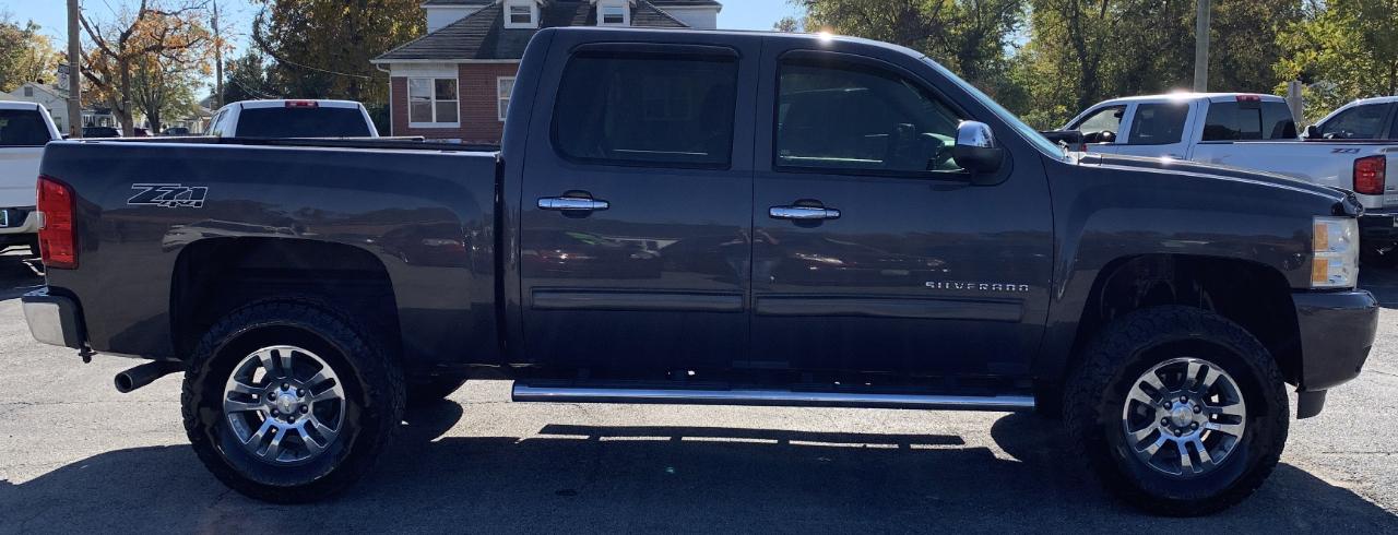 Chevrolet Silverado 1500 LT Crew Cab 4WD 2011