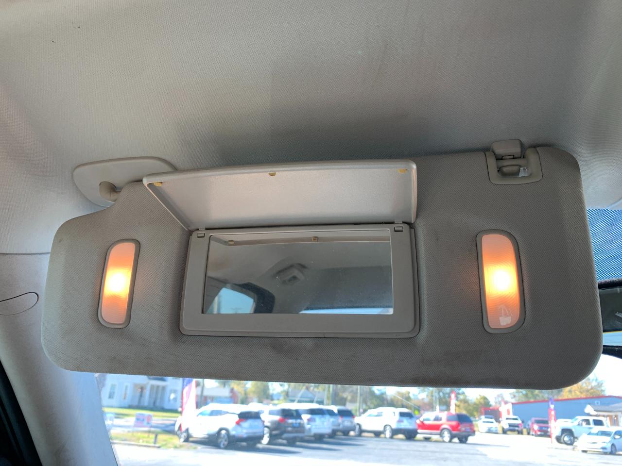 Chevrolet Silverado 1500 LT Crew Cab 4WD 2011