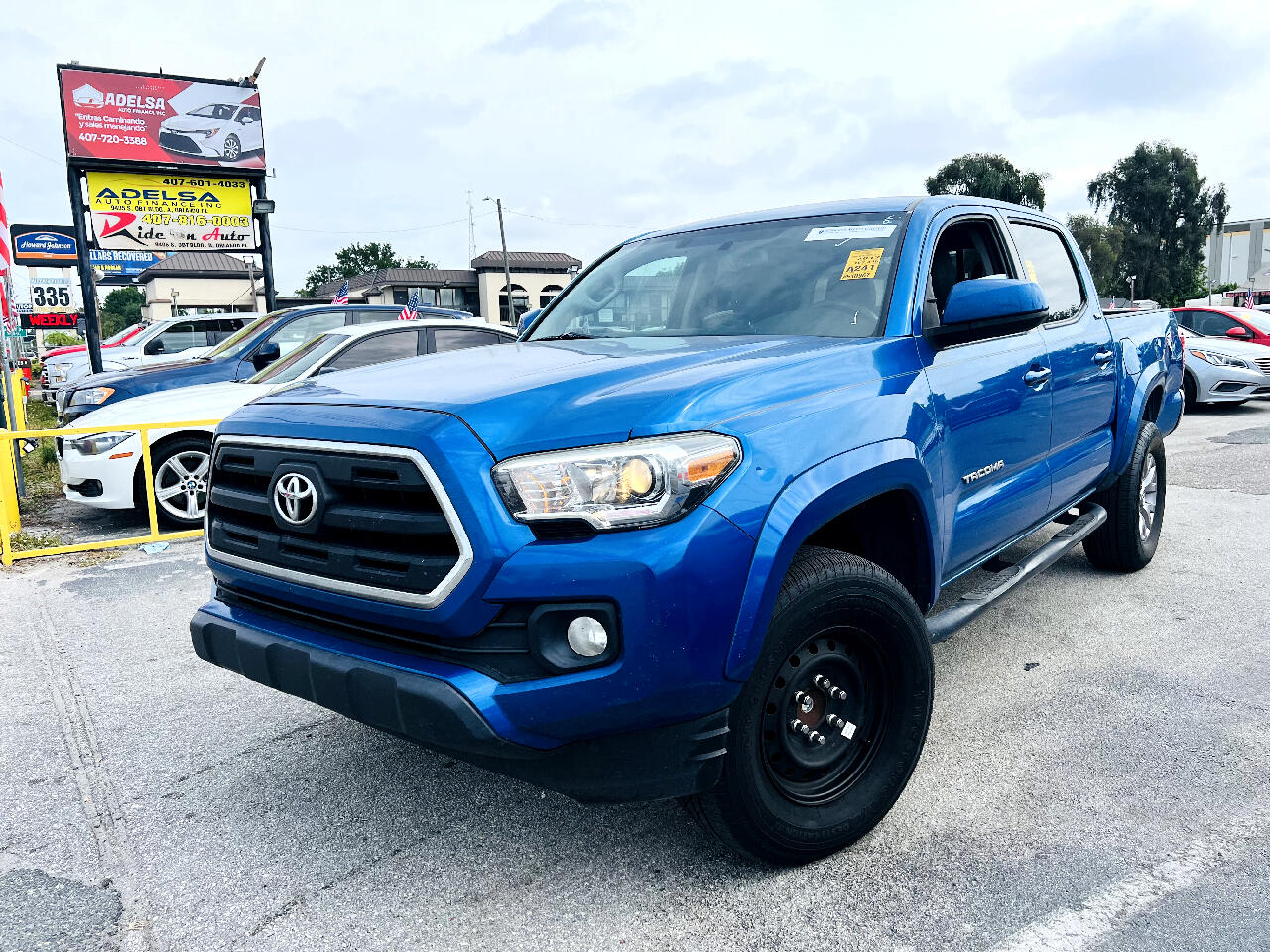 2017 Toyota Tacoma TRD Off Road Double Cab 5' Bed V6 4x2 AT (Natl)