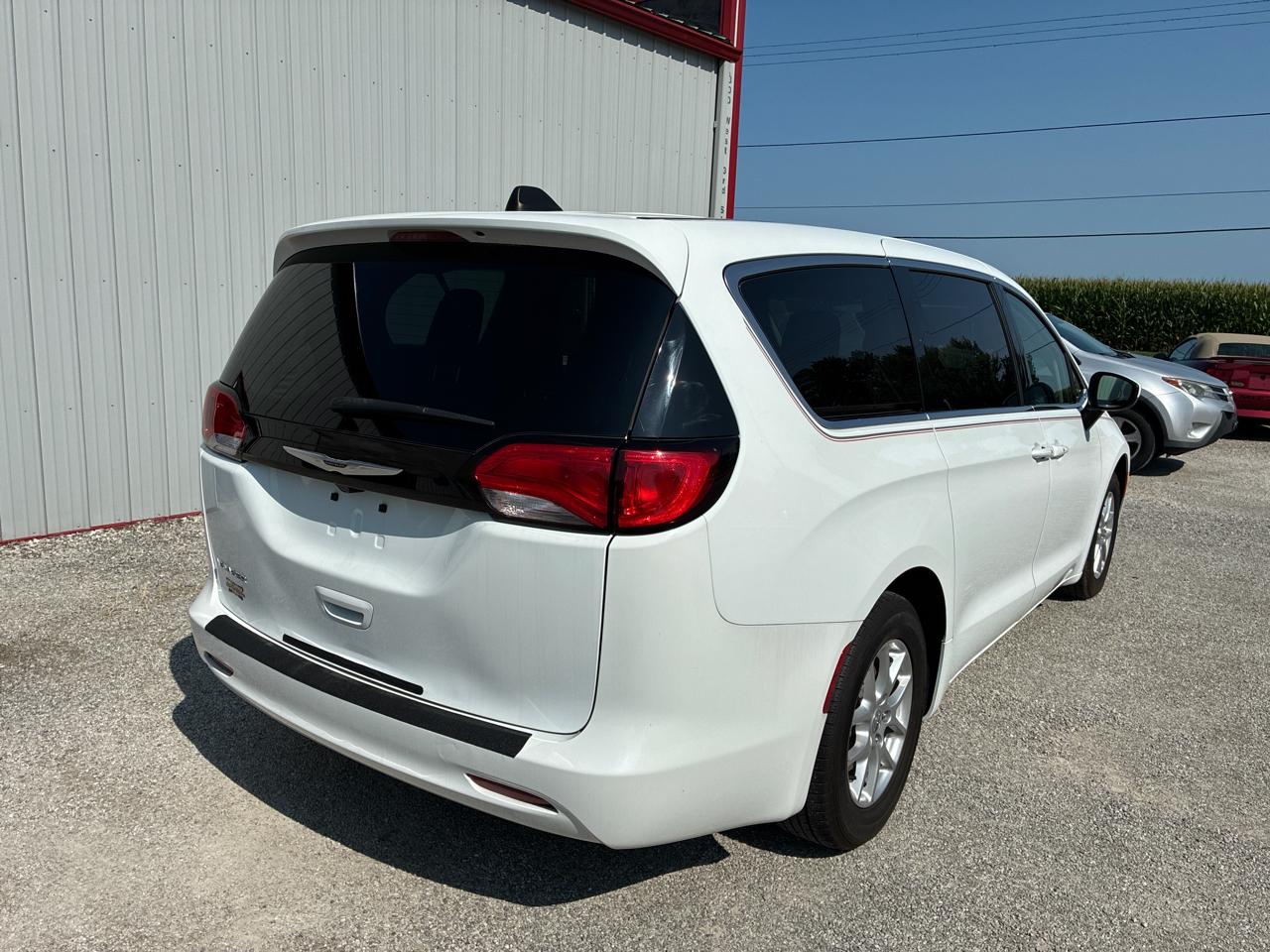 Chrysler Voyager LX 2023