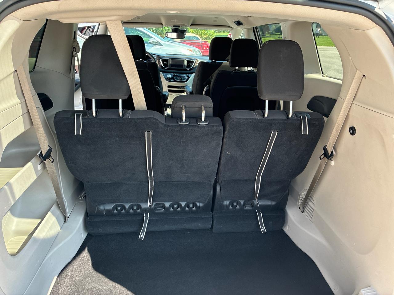 Chrysler Voyager LX 2023