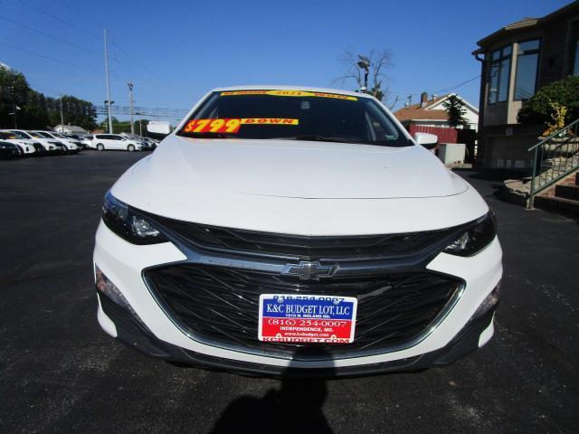 Chevrolet Malibu 4dr Sdn LT 2021