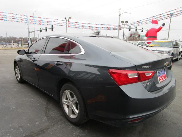 Chevrolet Malibu 4dr Sdn LS w/1FL 2020