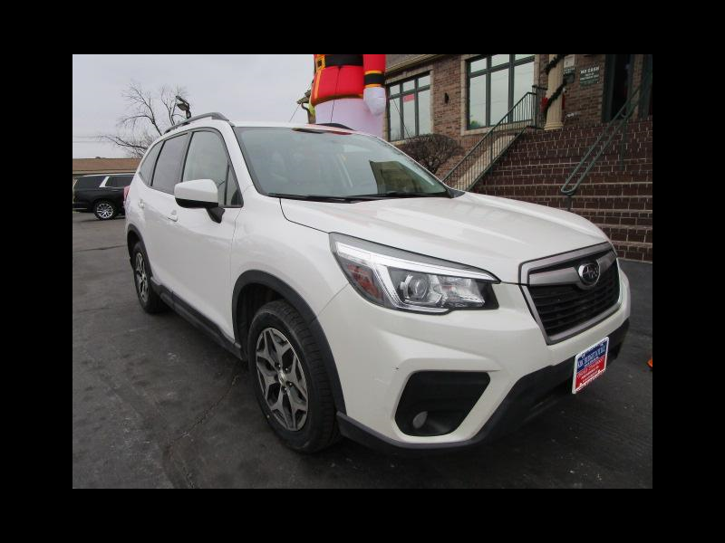 2020 Subaru Forester Premium's photo