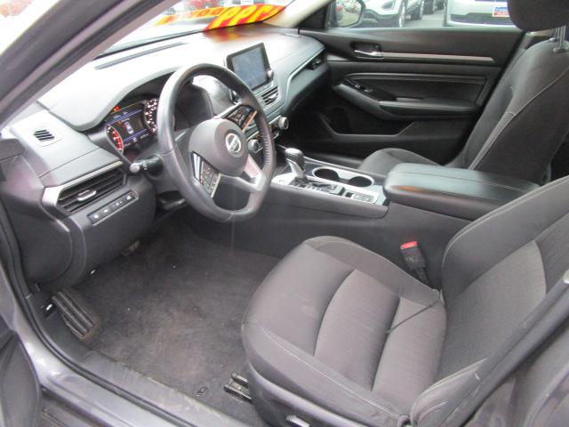 Nissan Altima 2.5 SV Sedan 2021