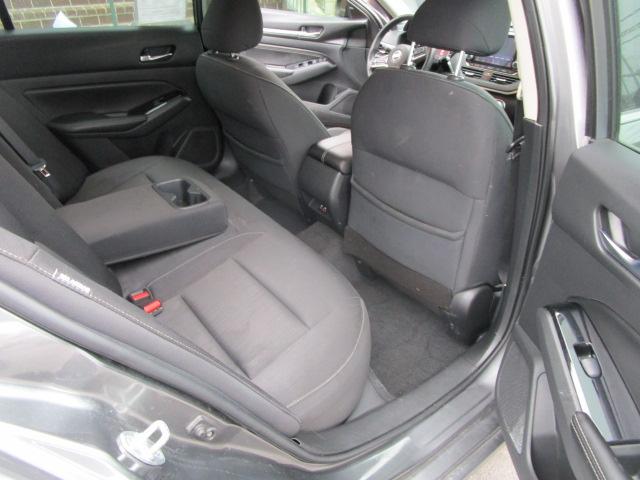 Nissan Altima 2.5 SV Sedan 2021