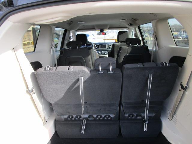 Chrysler Voyager LX FWD 2022