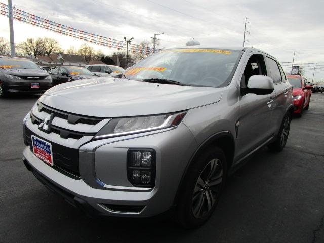 Mitsubishi Outlander Sport ES 2.0 CVT 2021