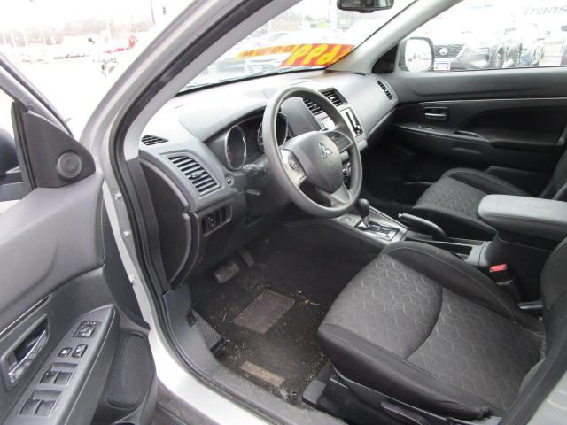 Mitsubishi Outlander Sport ES 2.0 CVT 2021