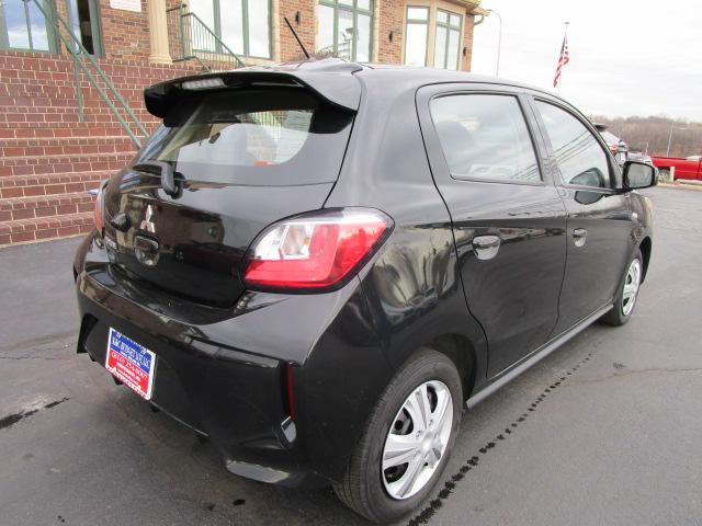 Mitsubishi Mirage ES CVT 2022