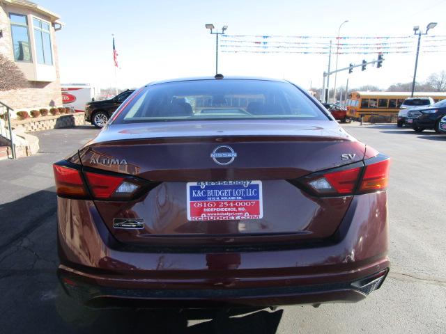 Nissan Altima 2.5 SV Sedan 2023