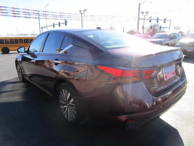 Nissan Altima 2.5 SV Sedan 2023