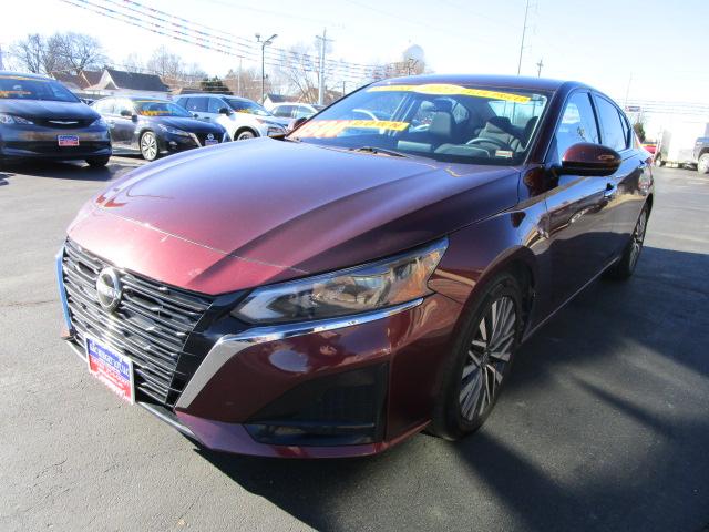 Nissan Altima 2.5 SV Sedan 2023