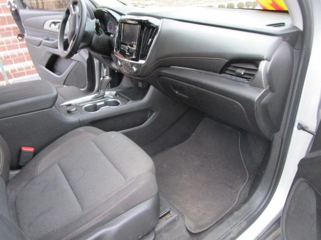 Chevrolet Traverse FWD 4dr LS w/1LS 2020