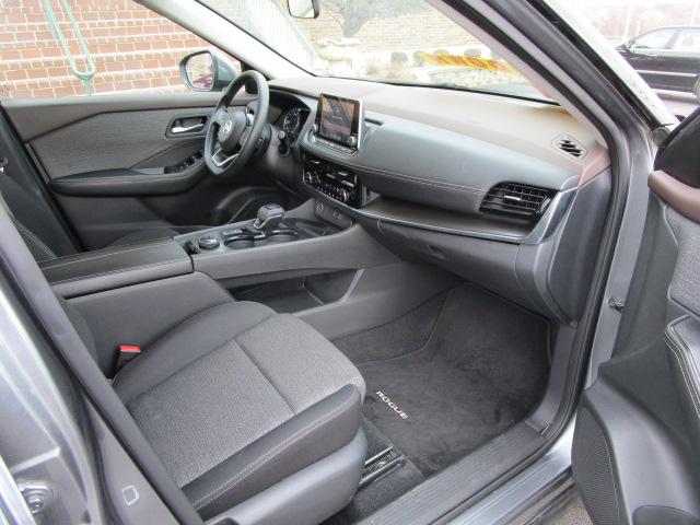 Nissan Rogue AWD SV 2021