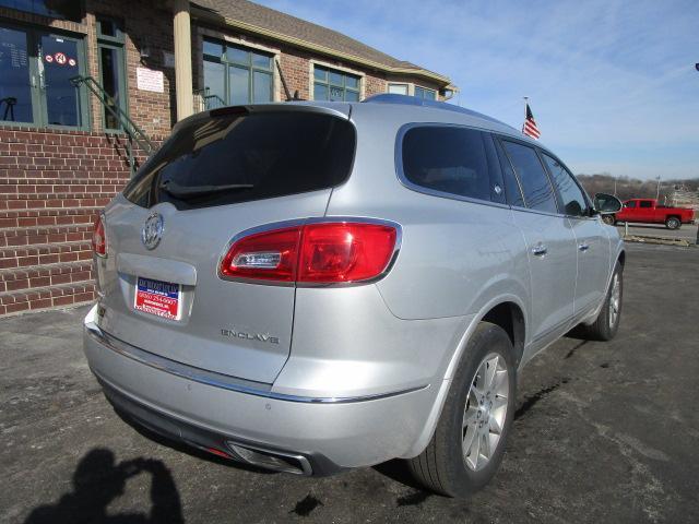 Buick Enclave FWD 4dr Leather 2016