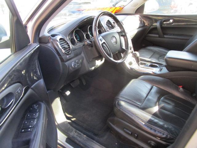 Buick Enclave FWD 4dr Leather 2016