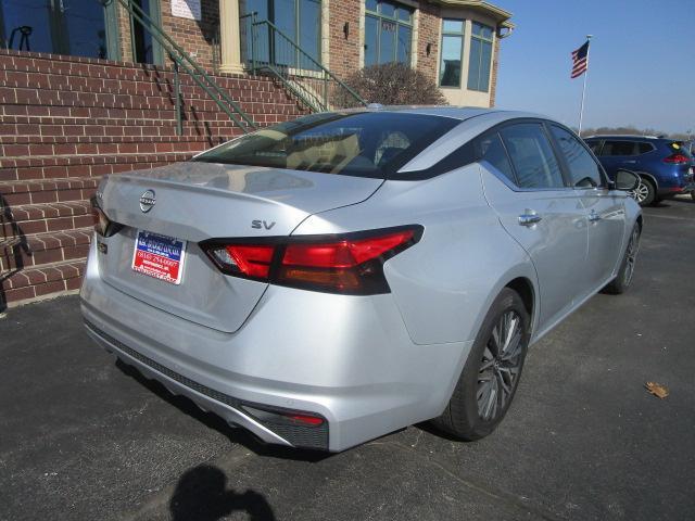 Nissan Altima 2.5 SV Sedan 2023