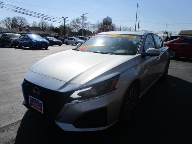 Nissan Altima 2.5 SV Sedan 2023