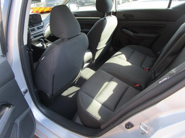 Nissan Altima 2.5 SV Sedan 2023