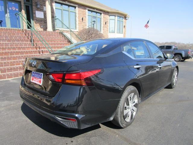 Nissan Altima 2.5 S Sedan 2021