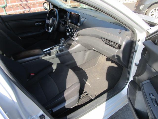 Nissan Sentra SV CVT 2022