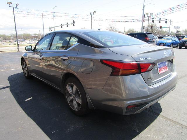 Nissan Altima 2.5 SL AWD Sedan 2022