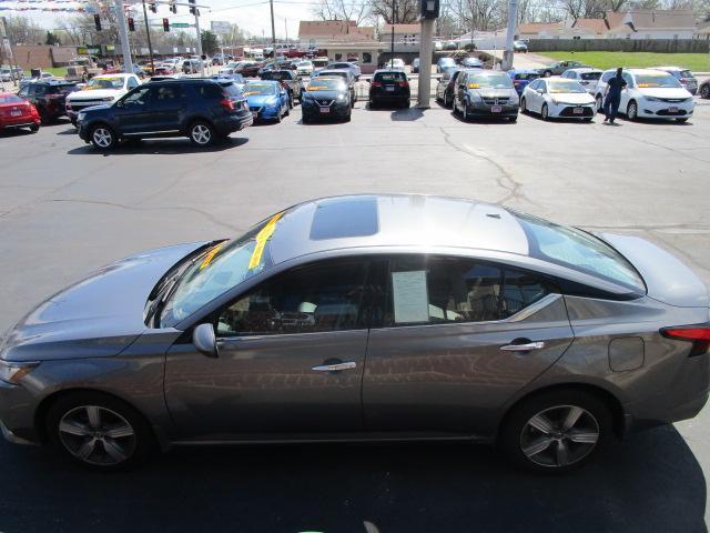 Nissan Altima 2.5 SL AWD Sedan 2022