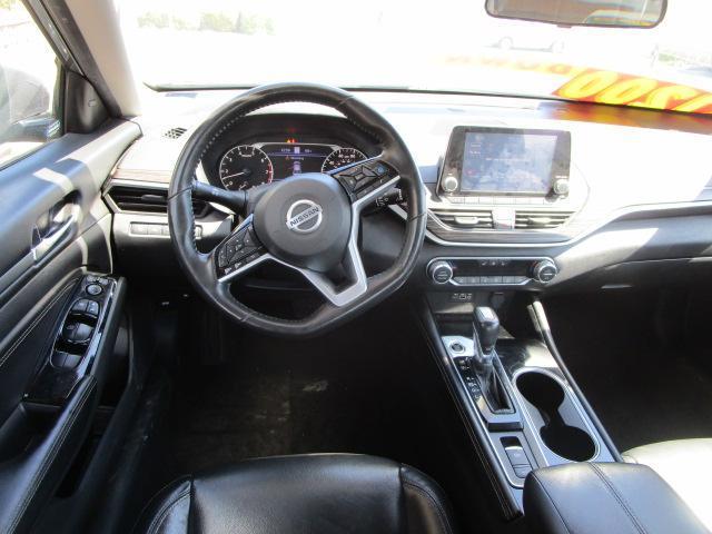 Nissan Altima 2.5 SL AWD Sedan 2022