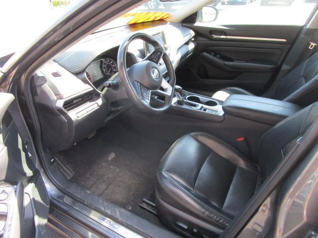 Nissan Altima 2.5 SL AWD Sedan 2022