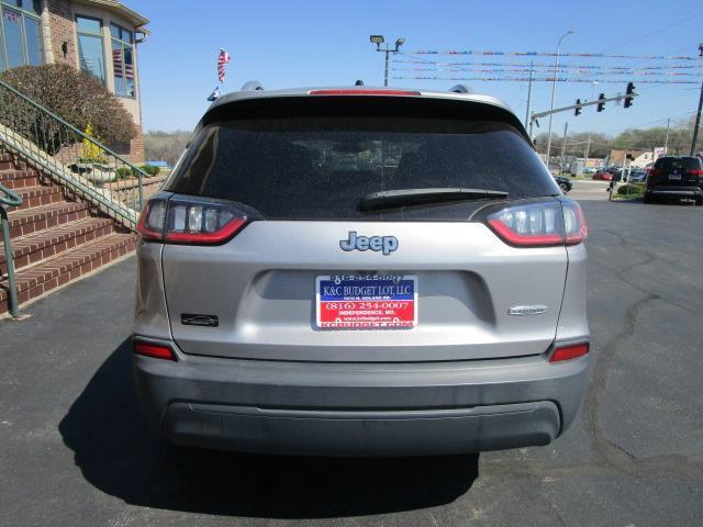 Jeep Cherokee Latitude FWD 2020