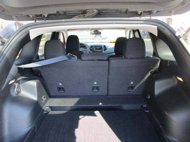 Jeep Cherokee Latitude FWD 2020