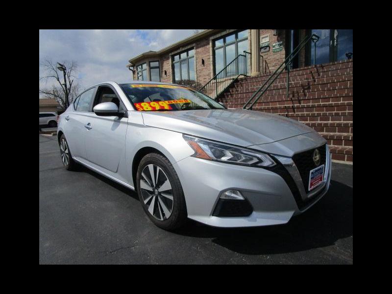 Nissan Altima 2.5 SV Sedan 2022