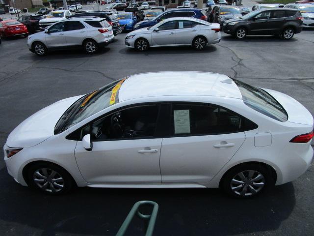 Toyota Corolla LE CVT (Natl) 2022